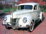 Ford V8 Deluxe Sedan Delivery 1940 года